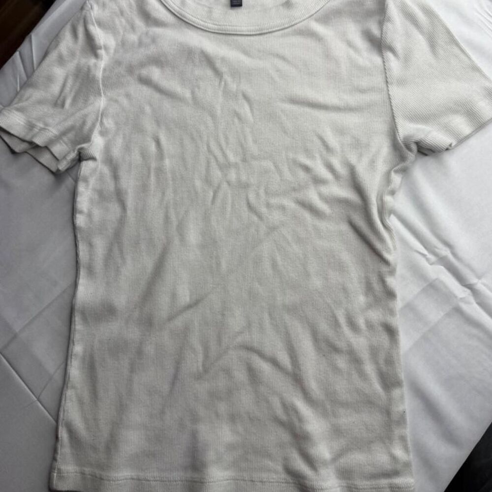 Banana-republic Women's White and Cream T-shirt